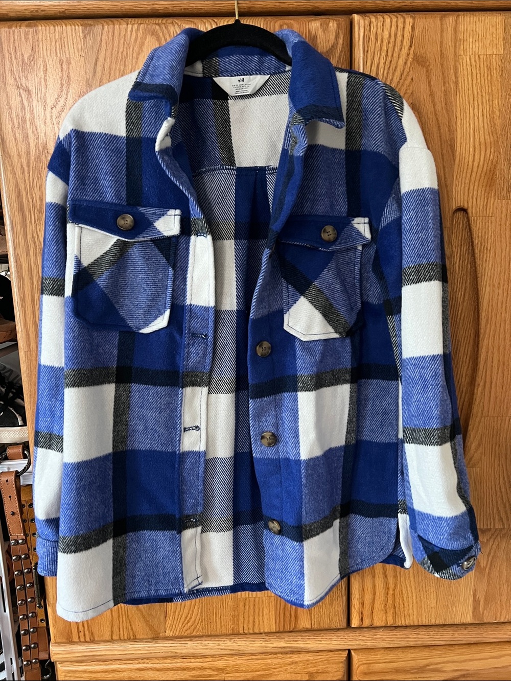 Thick blue/white checkered shacket w/buttons and chest pockets size 14